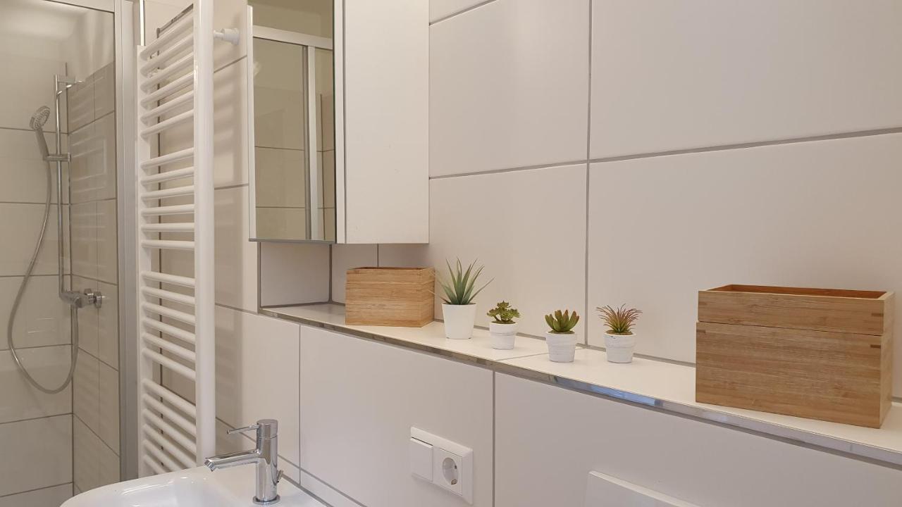 Pineapple Apartments Dresdner Heide Mit Garten Дрезден Экстерьер фото